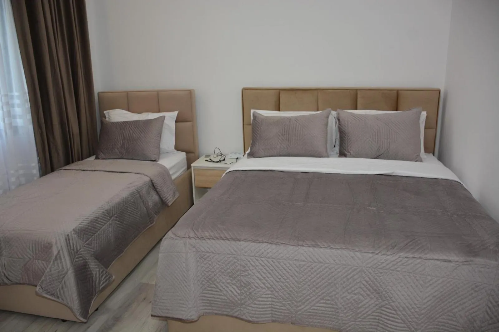 Guest House Nuhellari Zhaban Daire